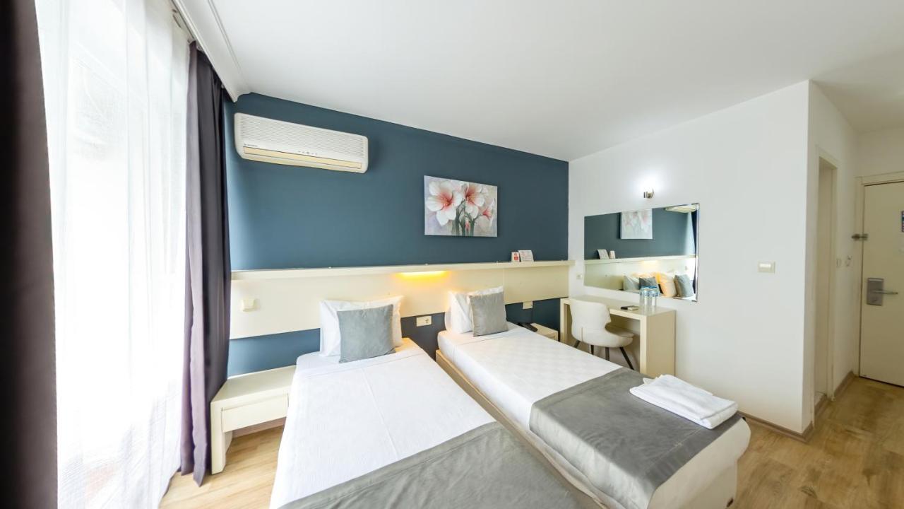 Z Otel Çeşme エクステリア 写真